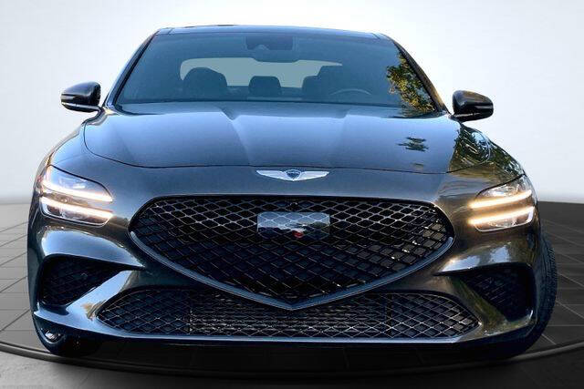 2023 Genesis G70