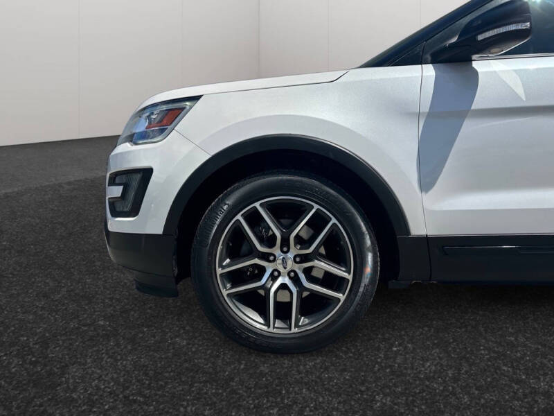 2016 Ford Explorer Sport