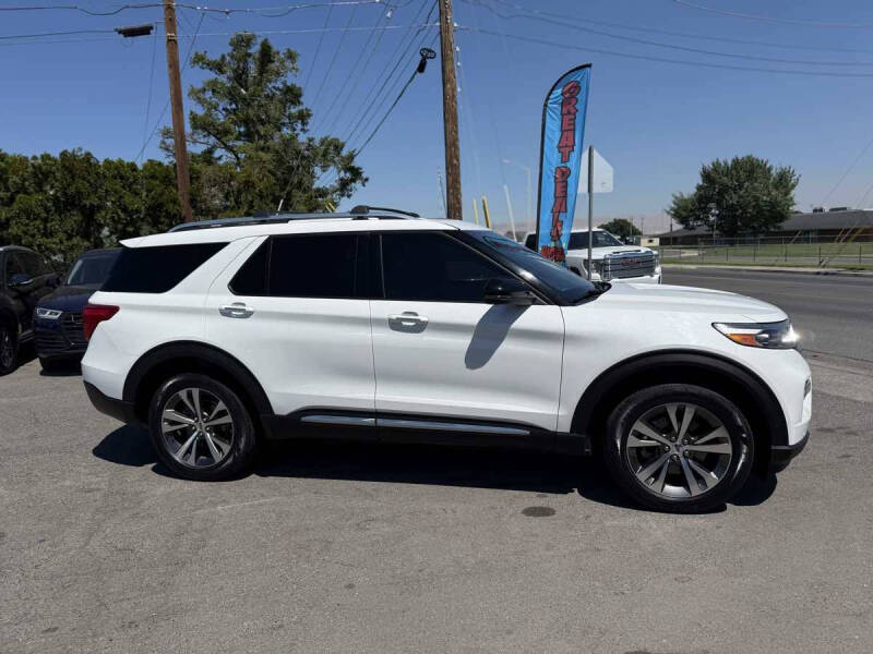2020 Ford Explorer Platinum