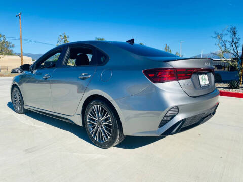2022 Kia Forte GT Line