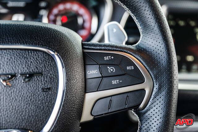 2015 Dodge Challenger SRT Hellcat