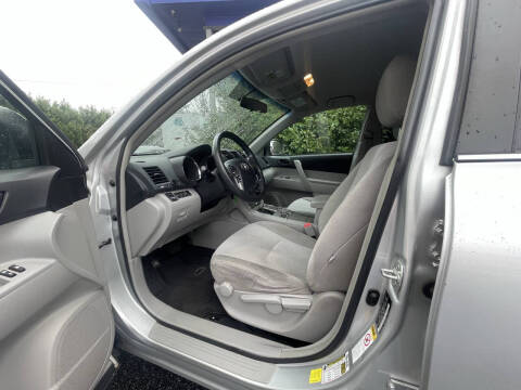 2013 Toyota Highlander Plus