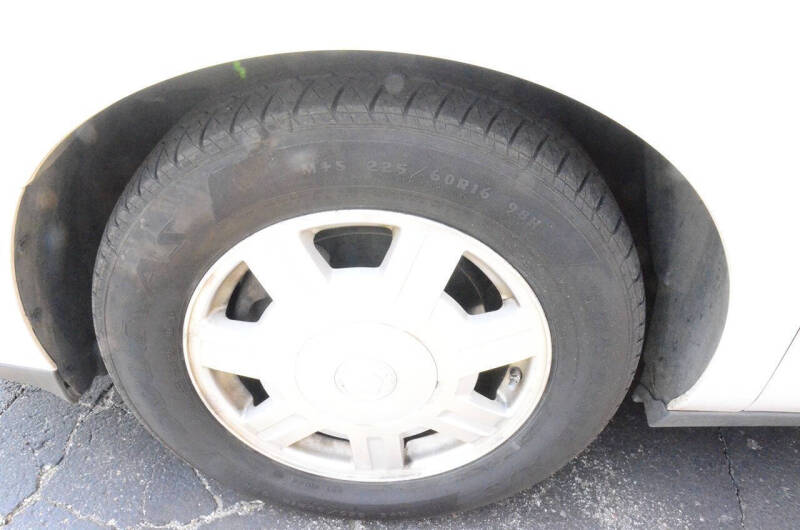 2004 Cadillac DeVille