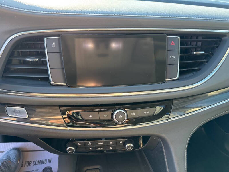 2019 Buick Enclave Essence