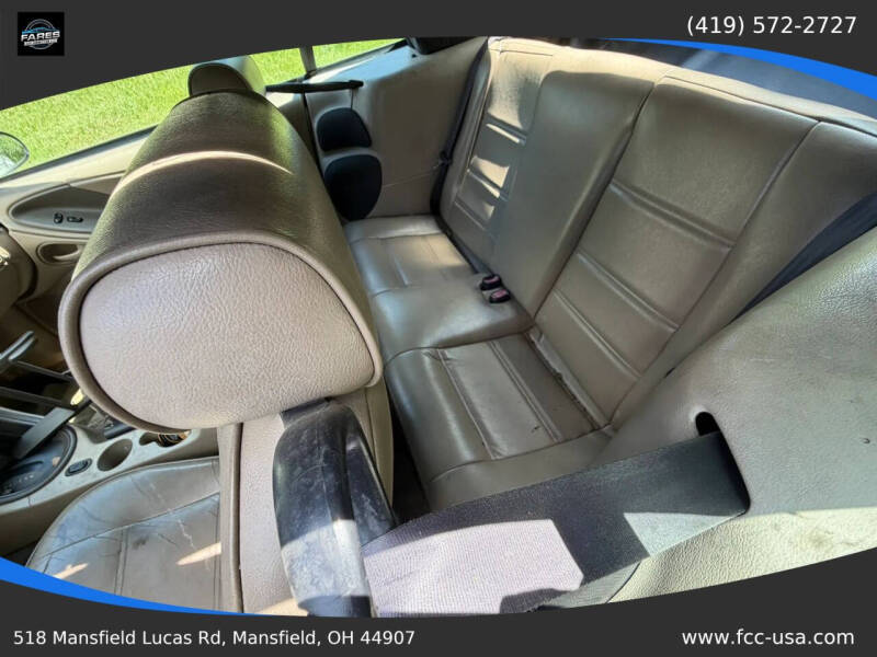 2004 Ford Mustang Deluxe