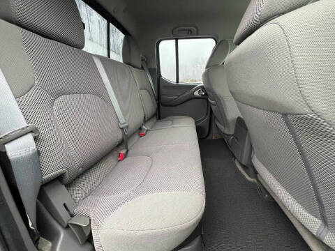 2015 Nissan Frontier SV