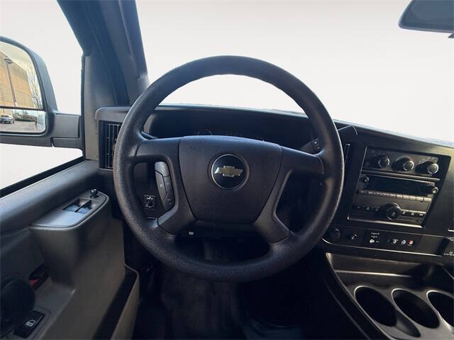 2024 Chevrolet Express 2500