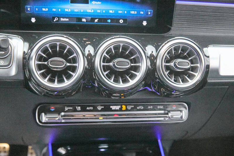 2022 Mercedes-Benz GLB AMG GLB 35