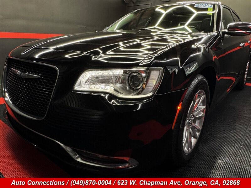 2016 Chrysler 300 C
