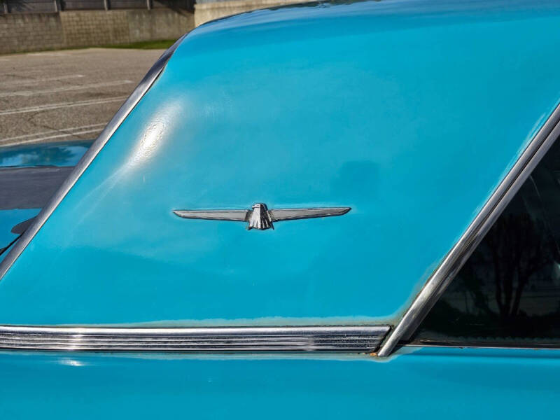 1964 Ford Thunderbird