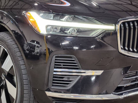 2023 Volvo XC60 Recharge T8 Plus Bright Theme