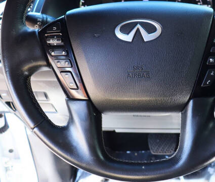 2022 Infiniti QX80 Luxe