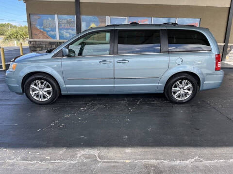 2009 Chrysler Town and Country Touring