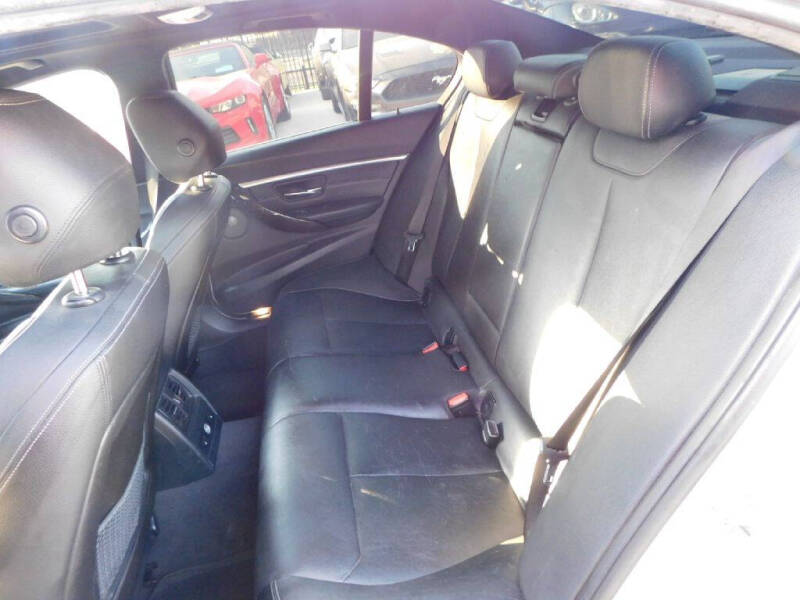 2017 BMW 3 Series 330e iPerformance