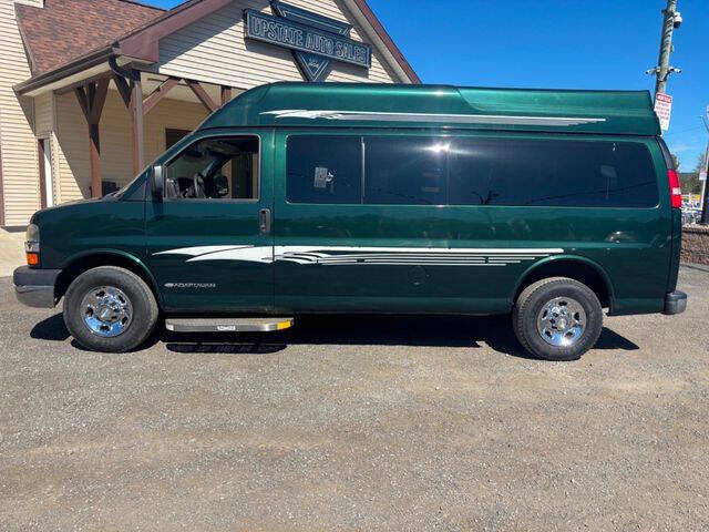 2013 Chevrolet Express LS's photo