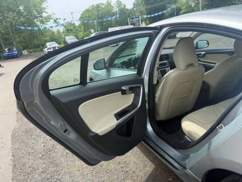 2017 Volvo S60 T5 Dynamic