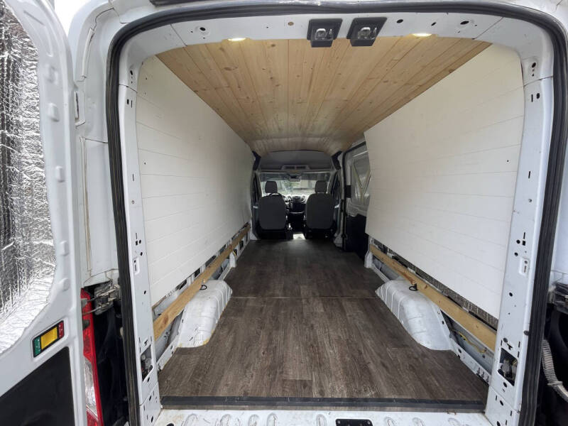 2017 Ford Transit 150