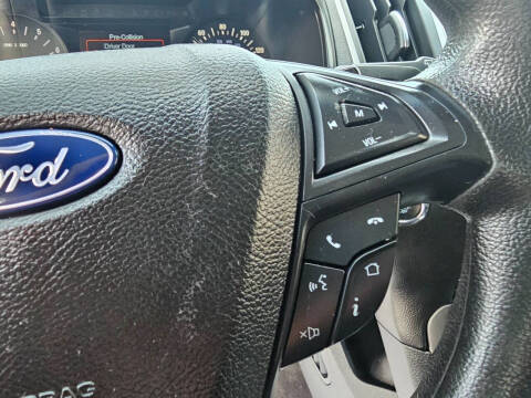 2020 Ford Edge SE