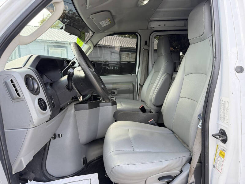 2013 Ford E-Series