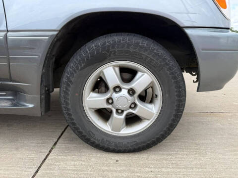 2001 Lexus LX 470
