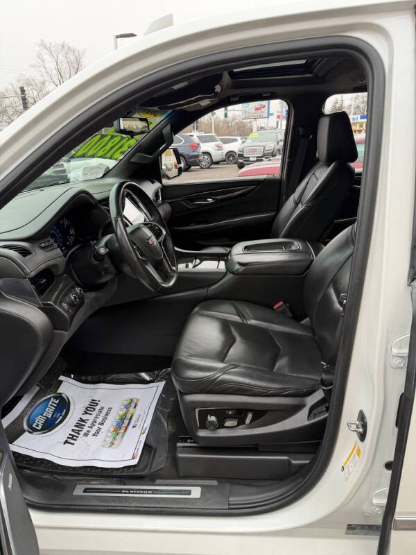 2017 Cadillac Escalade Platinum