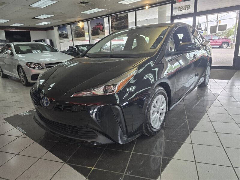 2022 Toyota Prius LE