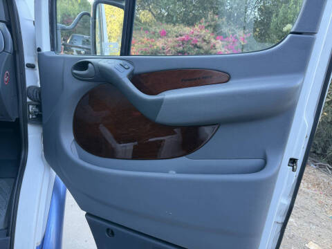 2005 Pleasure Way Plateau TS