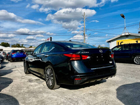 2023 Nissan Altima 2.5 SV