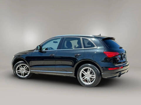 2016 Audi Q5 2.0T quattro Premium Plus
