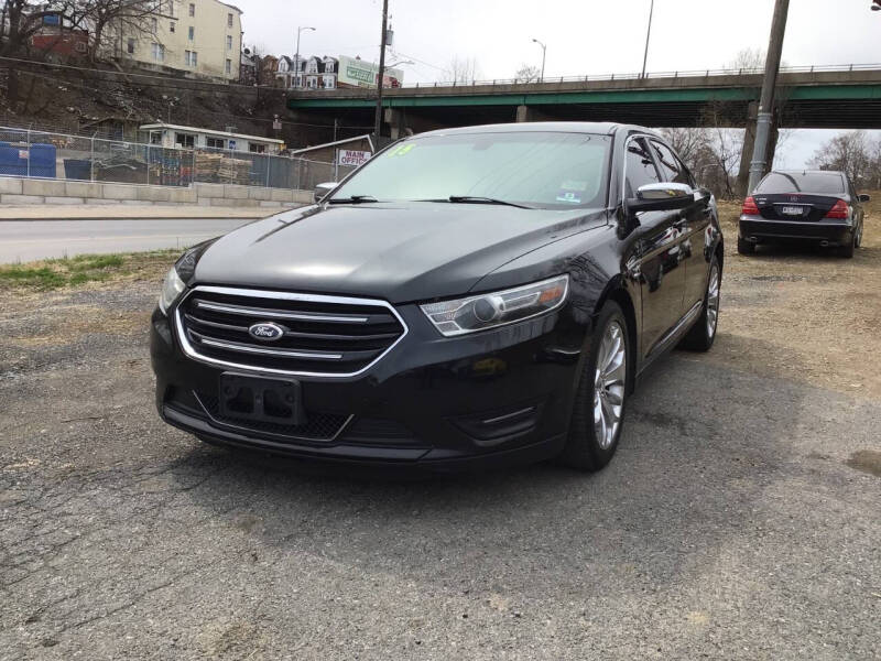 2015 Ford Taurus Limited