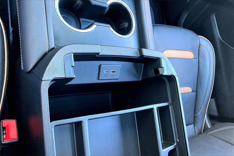 2023 GMC Yukon XL AT4