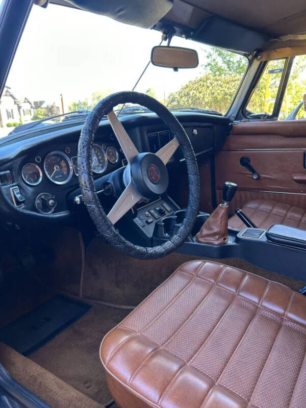 1973 MG B