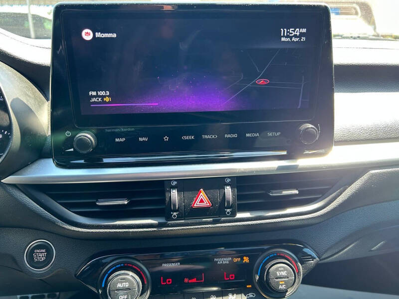 2022 Kia Forte GT Line