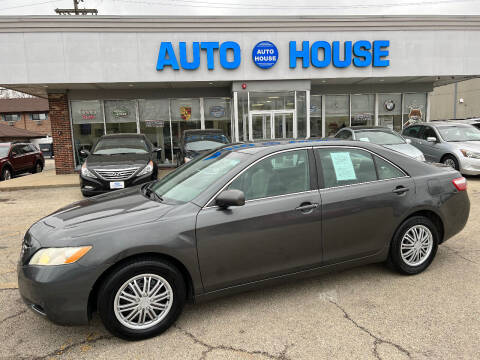 2009 Toyota Camry for sale at Auto House Motors - Downers Grove in Downers Grove IL