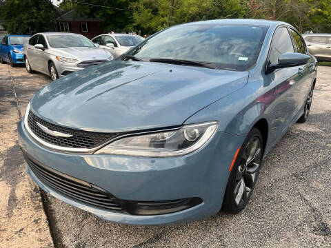 2015 Chrysler 200 for sale at K & B AUTO SALES LLC in Saint Louis MO