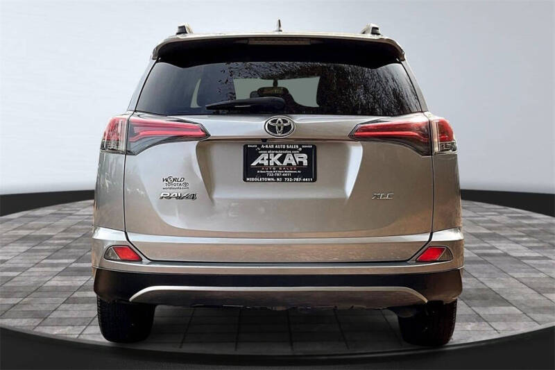 2016 Toyota RAV4 XLE