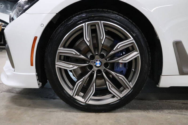 2018 BMW 7 Series M760i xDrive