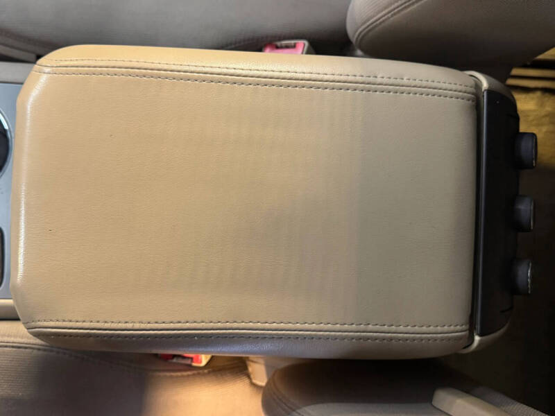 2009 Saturn Outlook XE