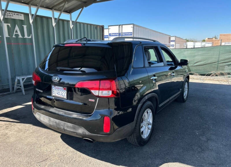2014 Kia Sorento LX
