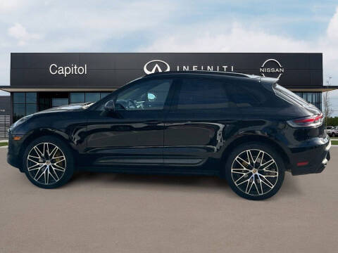 2023 Porsche Macan T