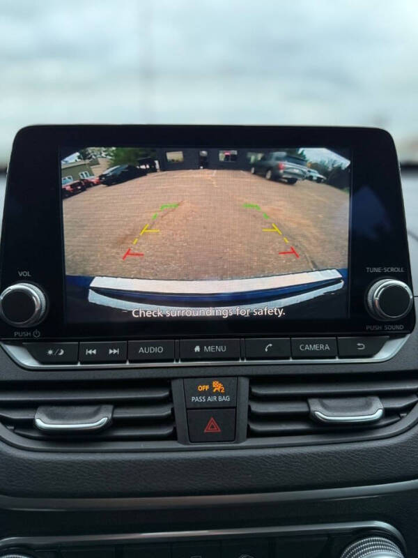 2021 Nissan Altima 2.5 SR