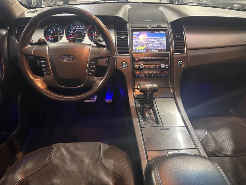 2011 Ford Taurus SHO