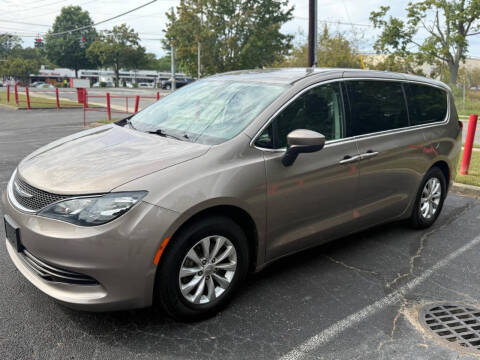 2017 Chrysler Pacifica Touring