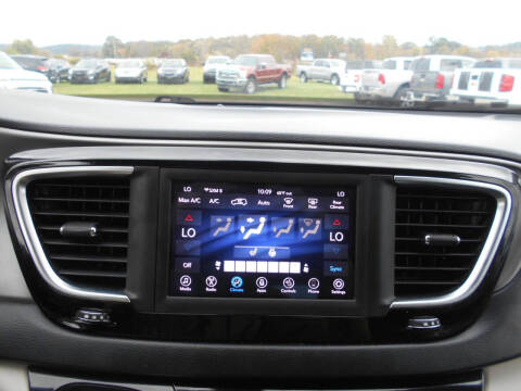 2020 Chrysler Pacifica Touring L