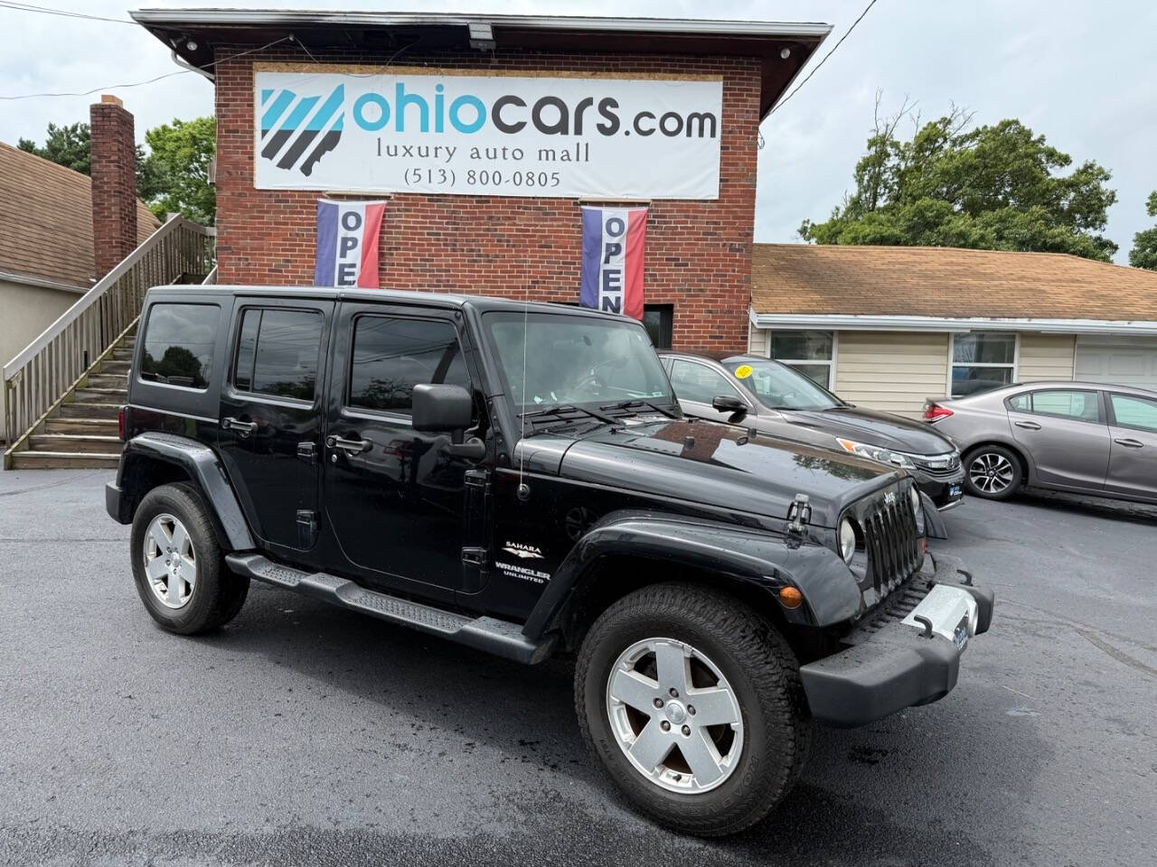 2010 Jeep Wrangler Unlimited Sahara's photo