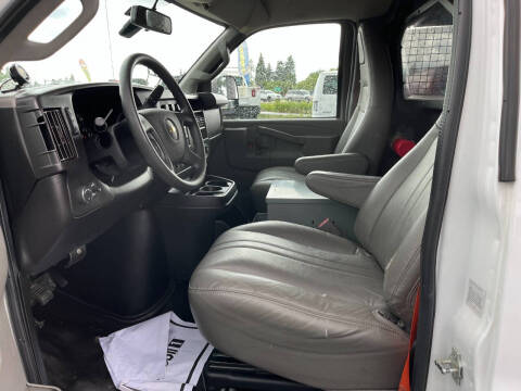 2018 Chevrolet Express 2500