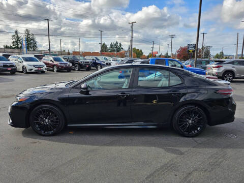 2022 Toyota Camry SE Nightshade