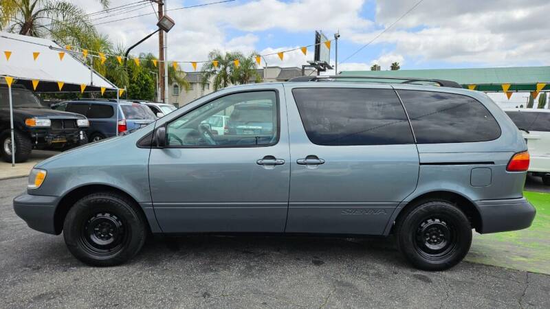 2000 Toyota Sienna for sale at Pauls Auto in Whittier CA