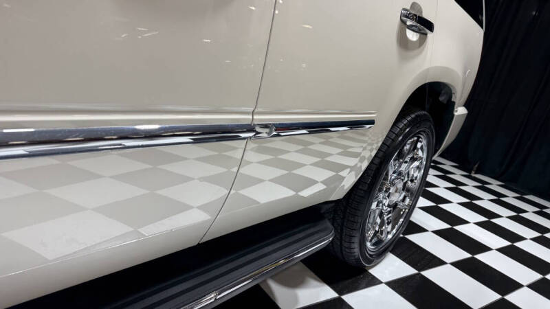 2013 Cadillac Escalade Luxury