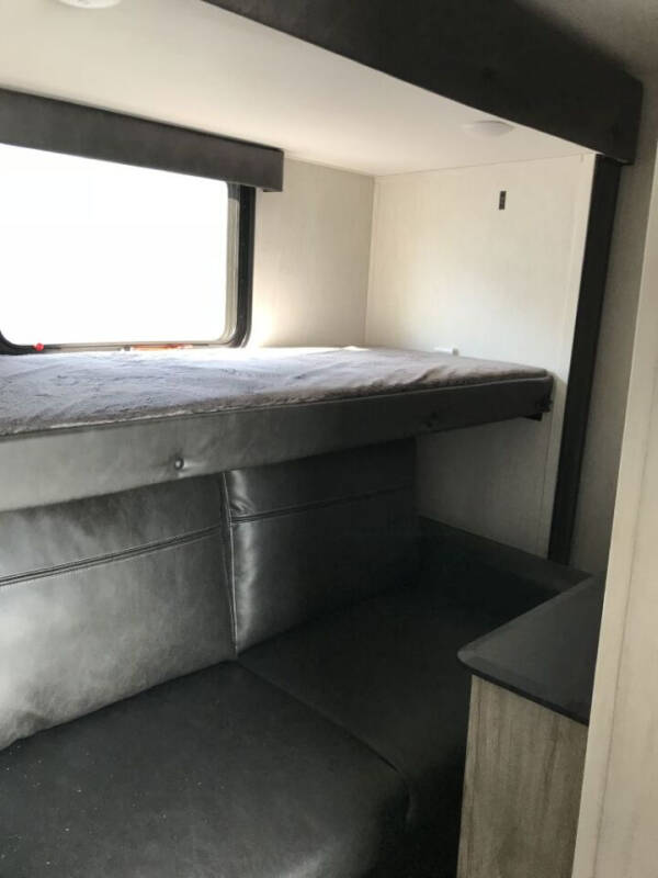 2022 Forest River ARTIC WOLF 3660